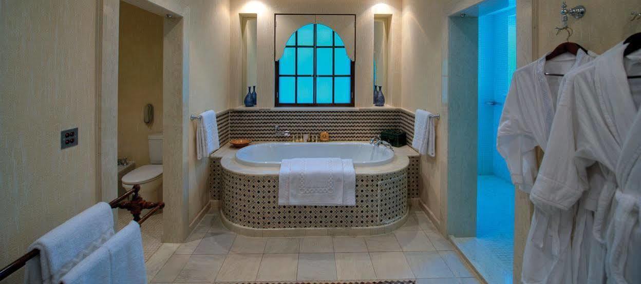 Malakiya Villas - Madinat Jumeirah Дубай Экстерьер фото
